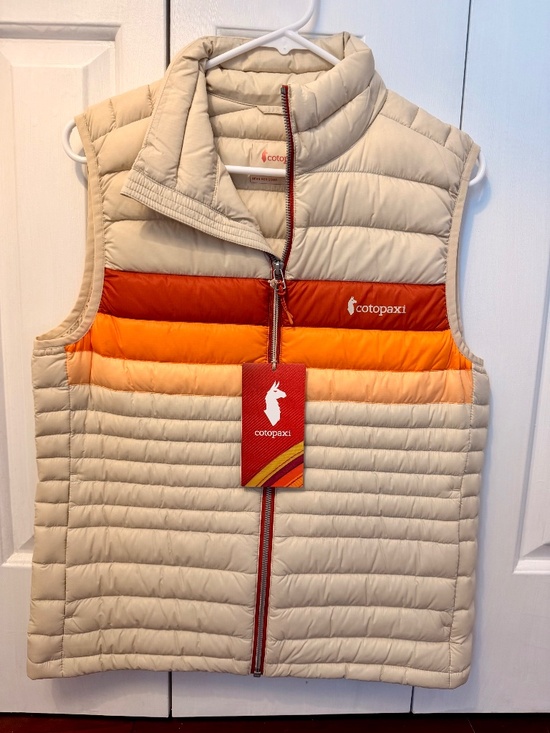 Cotopaxi Jackets & Blazers - Cotopaxi women’s vest